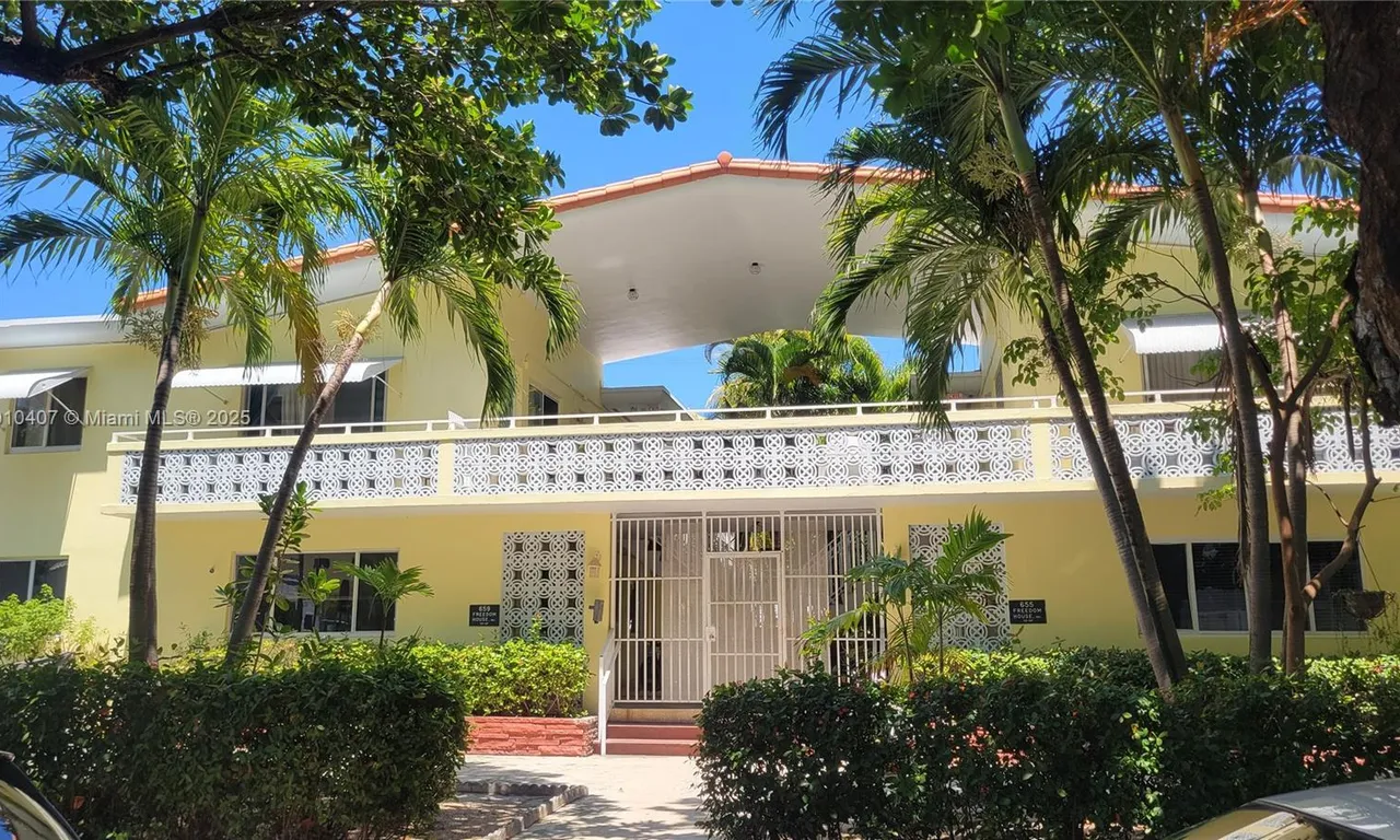 655 Meridian Ave # 4, Miami Beach FL 33139