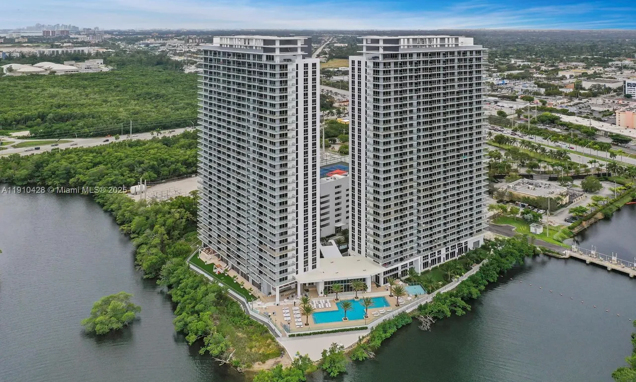 16385 Biscayne Blvd # 1219, North Miami Beach FL 33160