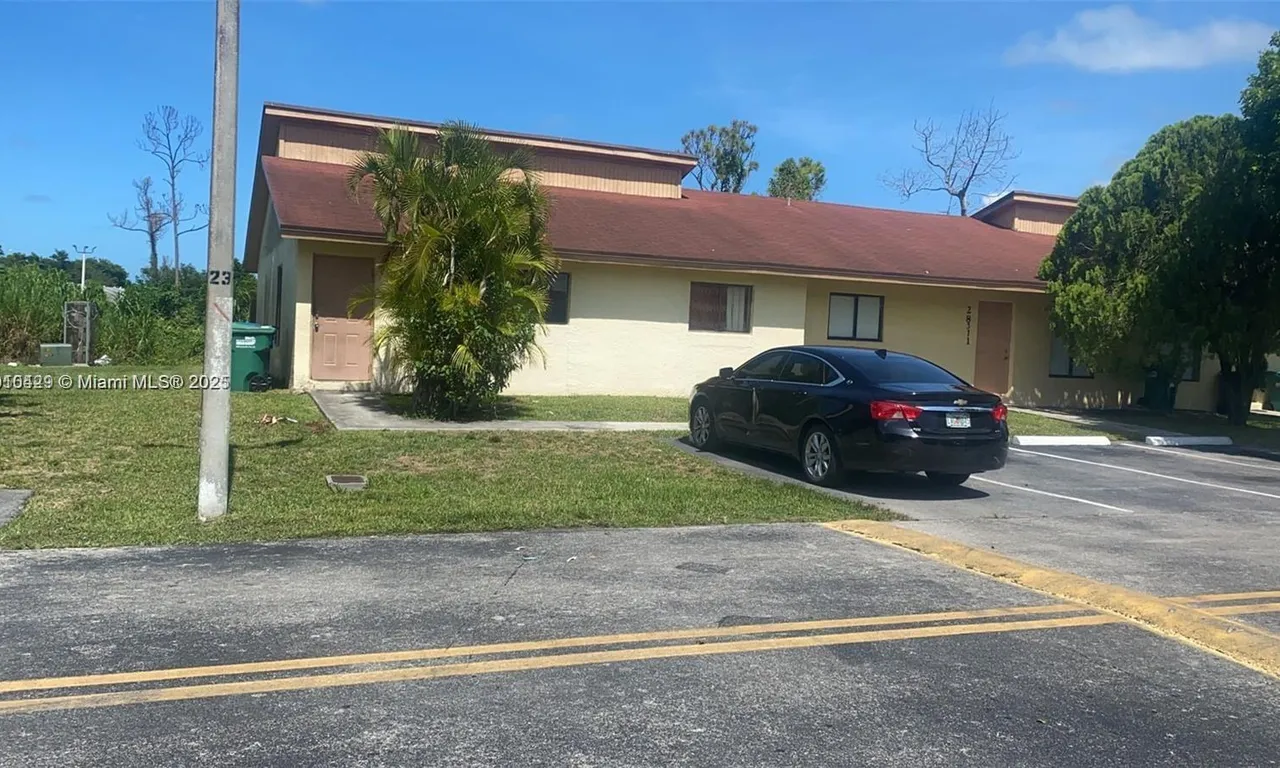 28322 SW 141st Ct, Homestead FL 33033