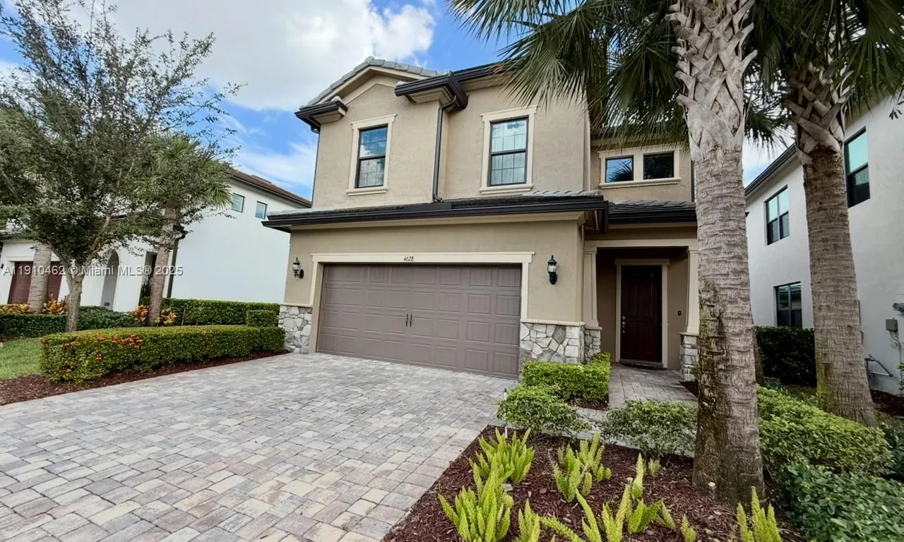 4628 E Pinehurst Trl E, Oakland Park FL 33309