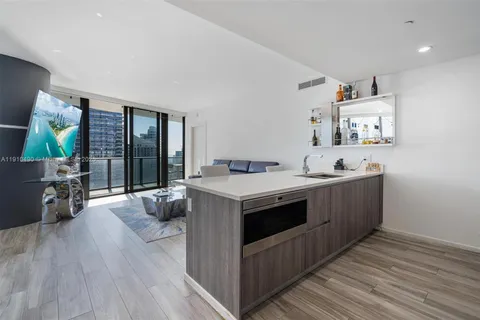 801 S Miami Ave # 3904, Miami FL 33130