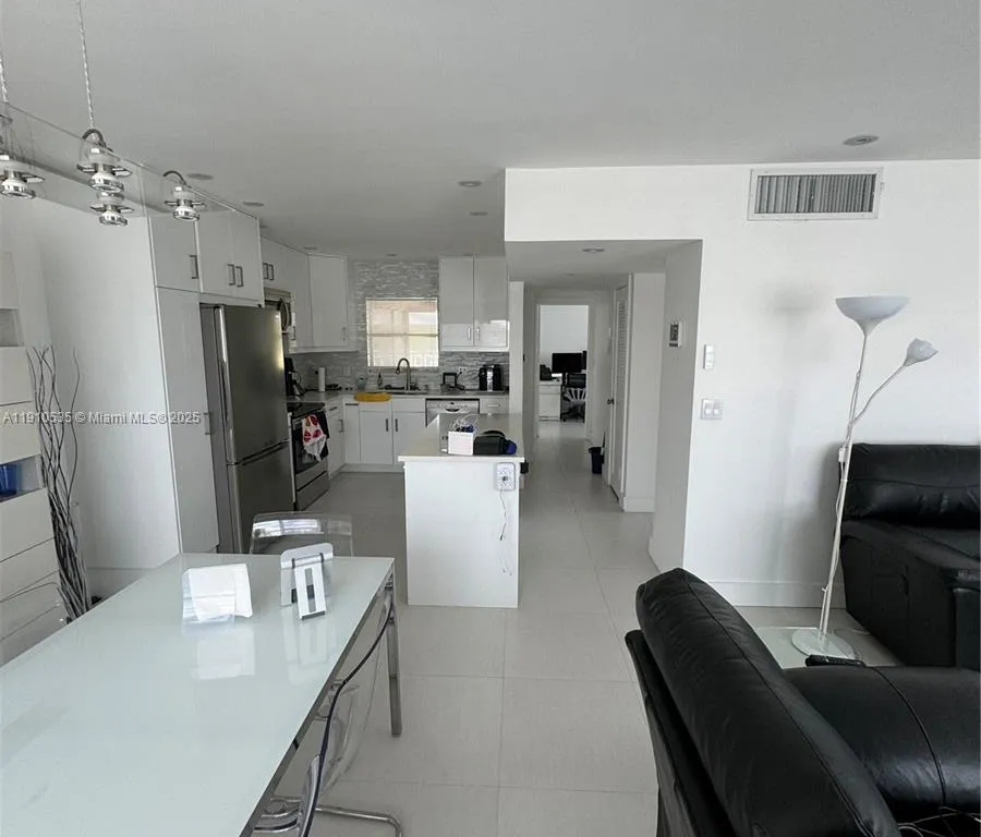 1501 Arthur St # 10, Hollywood FL 33020