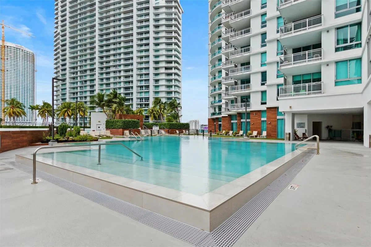 350 S Miami Ave # 1805, Miami FL 33130
