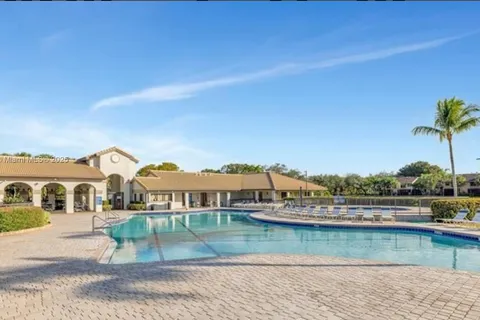 10791 NW 14th St # 299, Plantation FL 33322