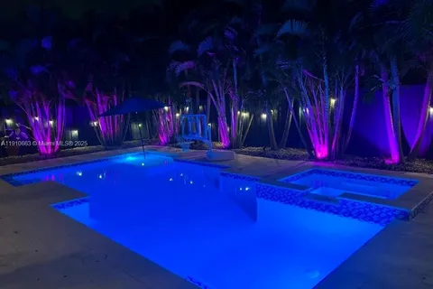 23024 SW 104th Pl, Cutler Bay FL 33190