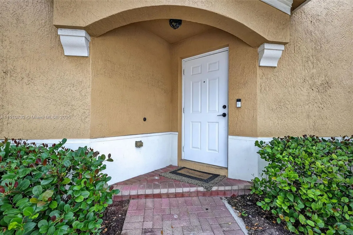 3004 SW 129th Way # 150, Miramar FL 33027