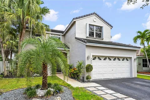 167 Bayridge Ln, Weston FL 33326