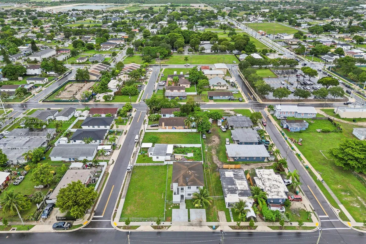 1514 NW 5th Ave, Florida City FL 33034