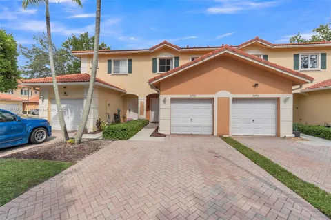 10705 Santa Monica Pl, Tamarac FL 33321