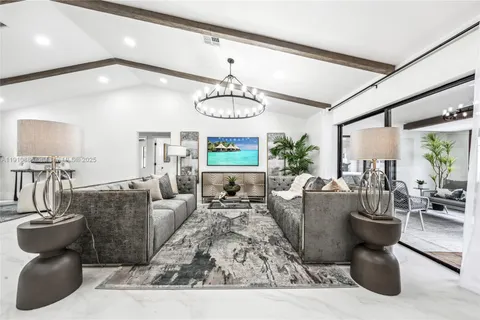 4029 NW 72nd Ave, Coral Springs FL 33065