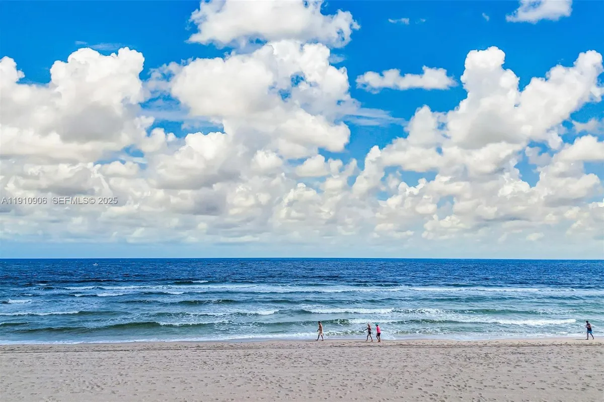 704 N Ocean Blvd # 1001, Pompano Beach FL 33062