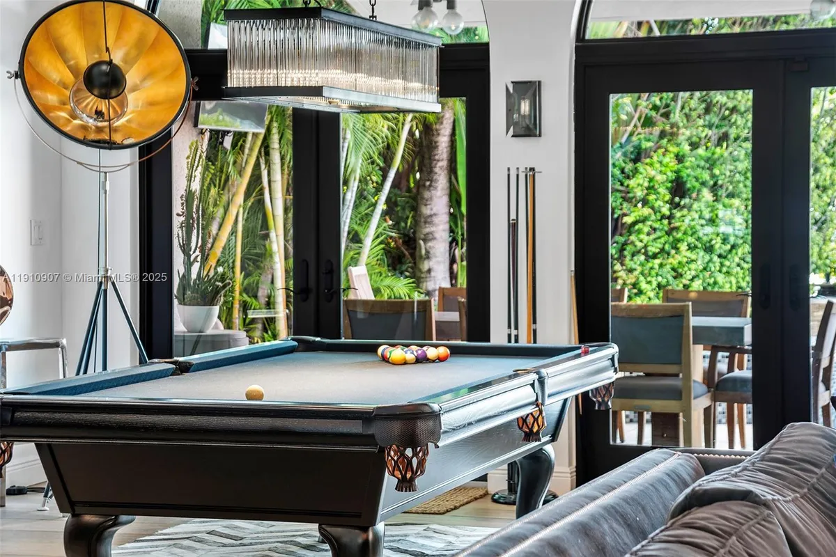 3444 NE 167th St, North Miami Beach FL 33160