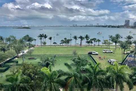 1800 N Bayshore Dr # 605, Miami FL 33132