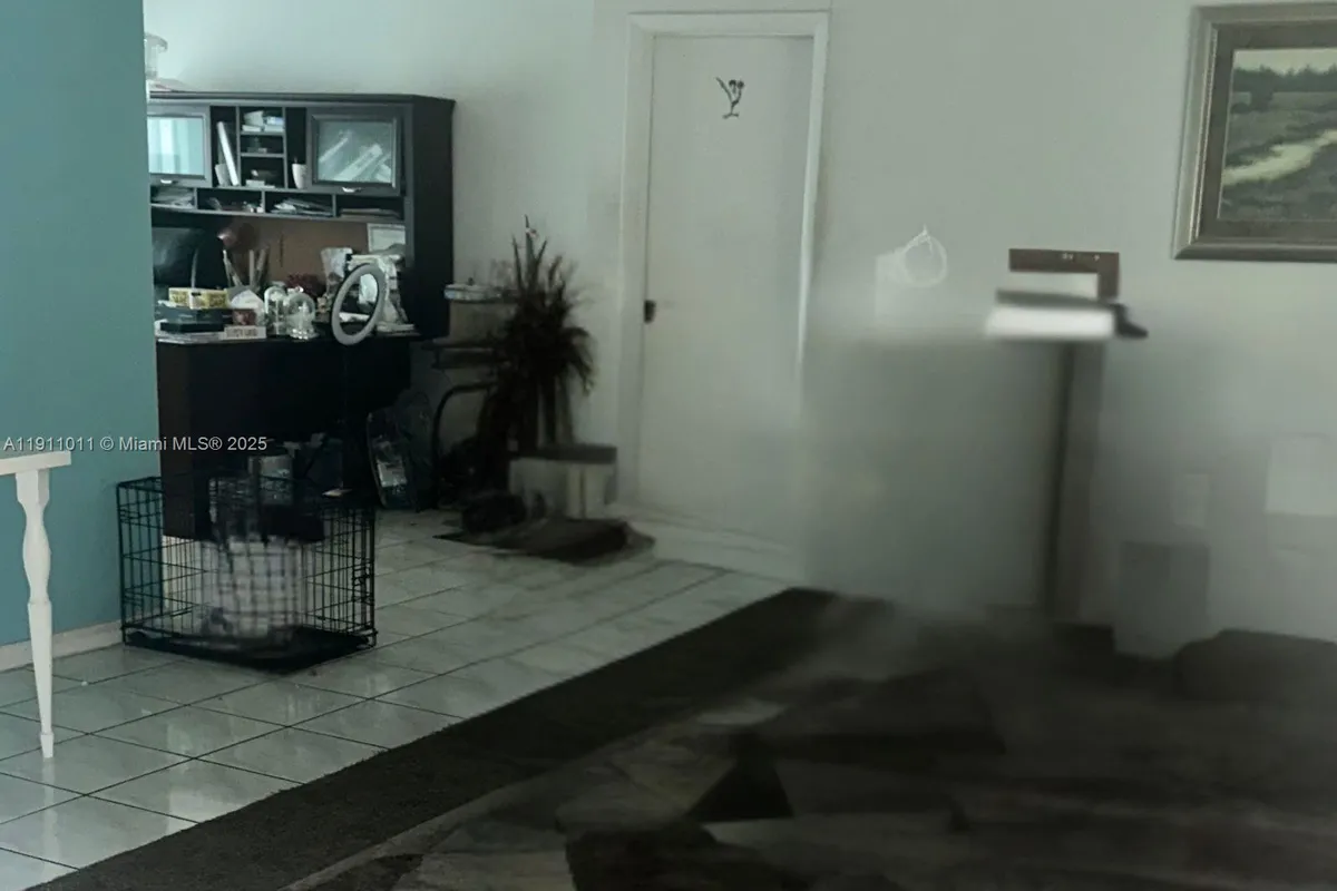 3905 E Woodscape Dr, Miramar FL 33023