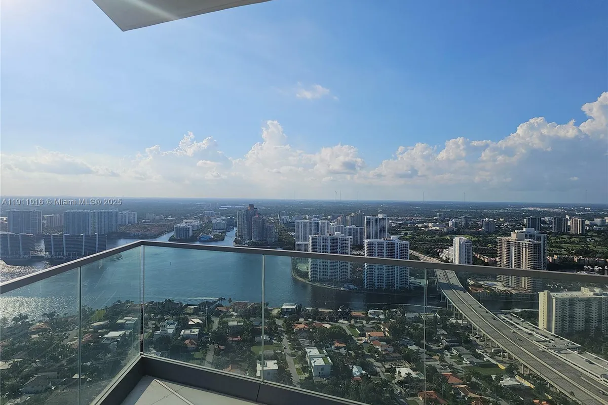 18975 Collins Ave # 4605, Sunny Isles Beach FL 33160