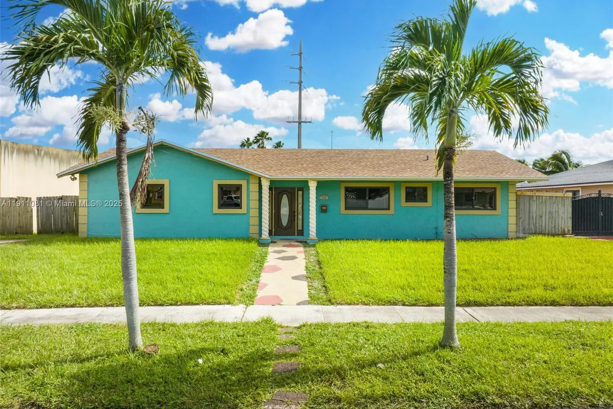 722 NW 170th St, Miami Gardens FL 33169