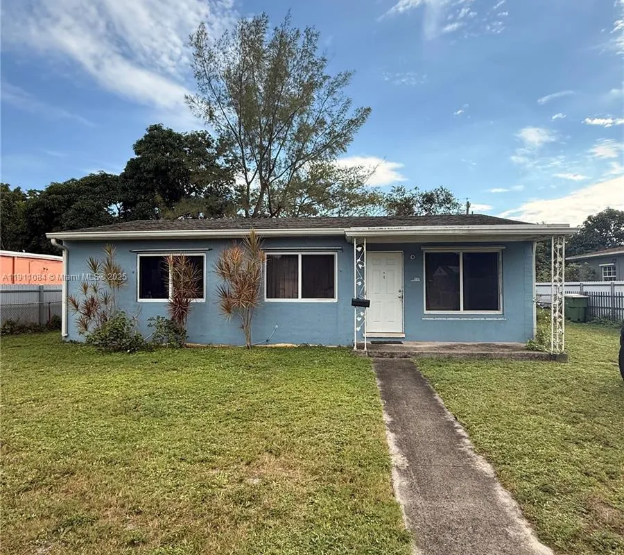 1110 NW 129th St, North Miami FL 33168