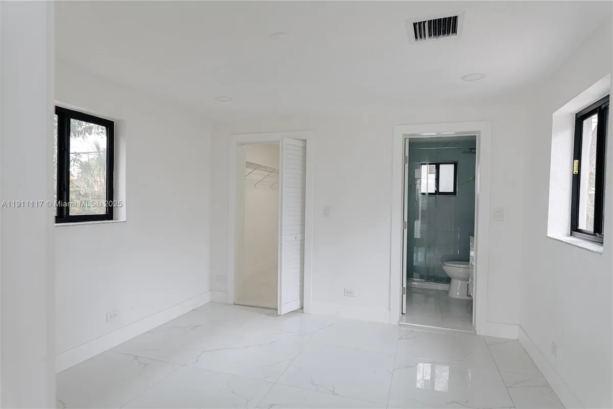 17940 NW 13th Ct, Miami Gardens FL 33169