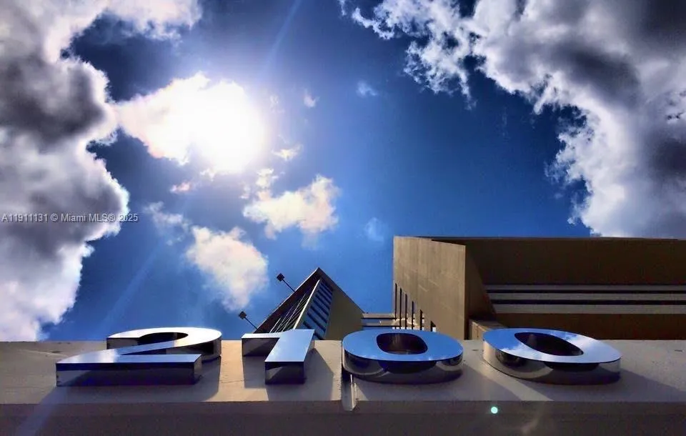 2100 Ponce De Leon Blvd # 930, Coral Gables FL 33134