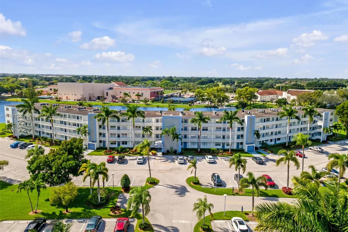 4025 Yarmouth B # 4025, Boca Raton FL 33434