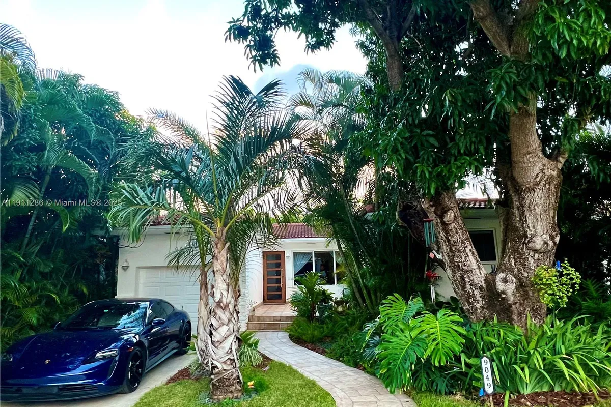 9049 Dickens Ave, Surfside FL 33154