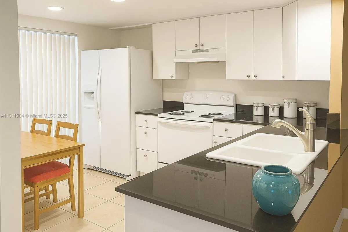 6530 NW 98th Ter # B25, Tamarac FL 33321