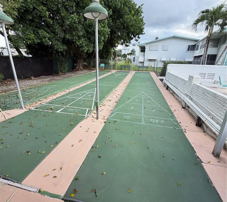 2286 lake Osborne dr # 16, Lake Worth FL 33461