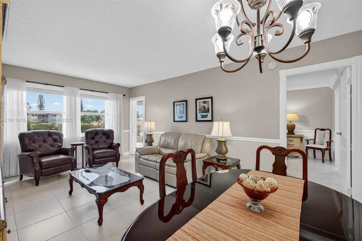 3501 NW 47th Ave # 507, Lauderdale Lakes FL 33319