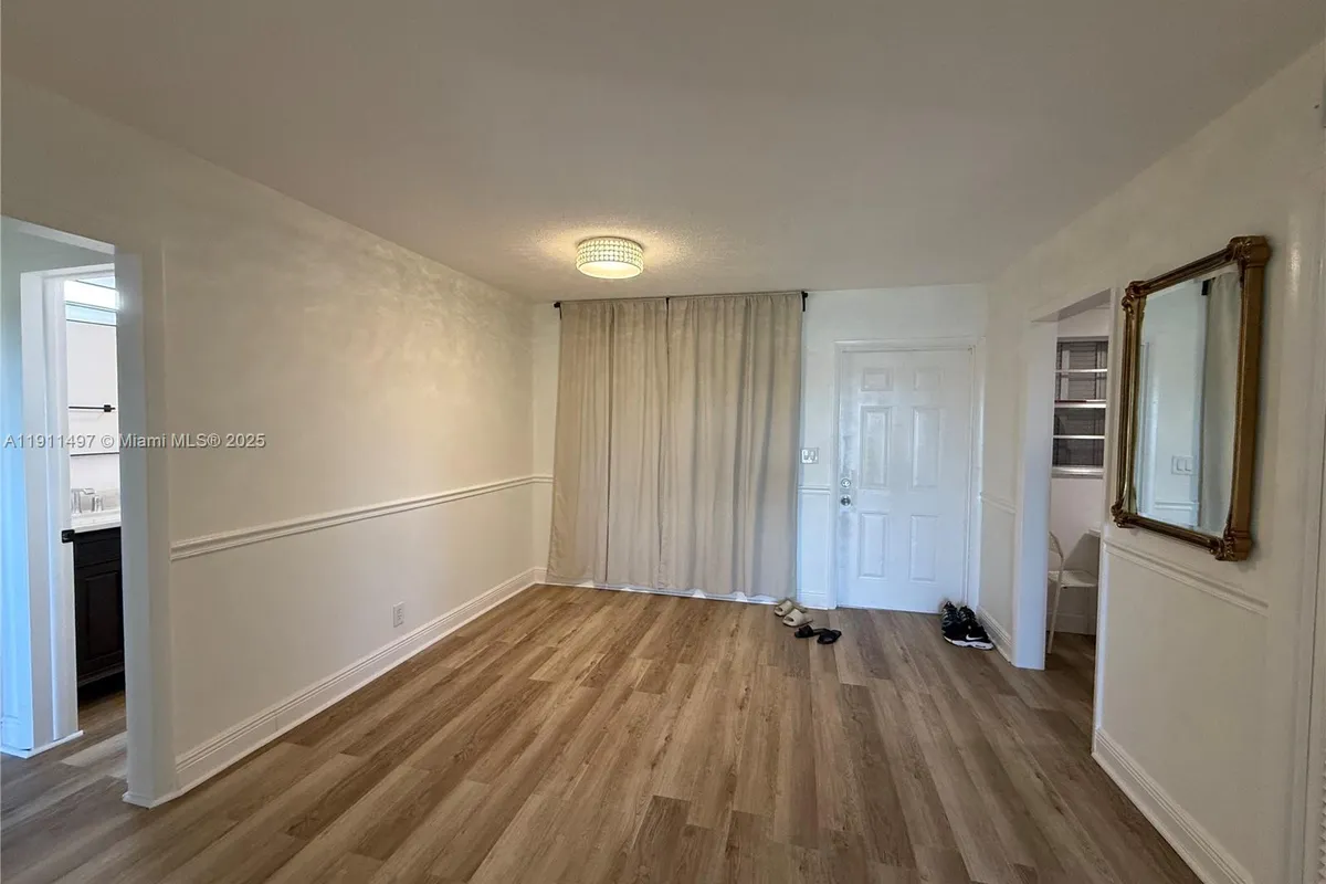 4310 NW 12th Ct # 302, Lauderhill FL 33313