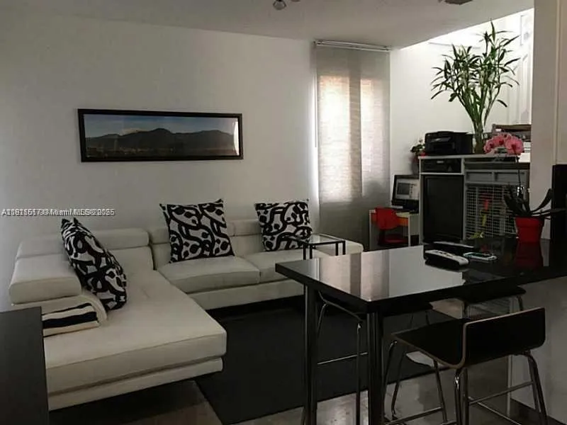 1654 Salerno Cir, Weston FL 33327