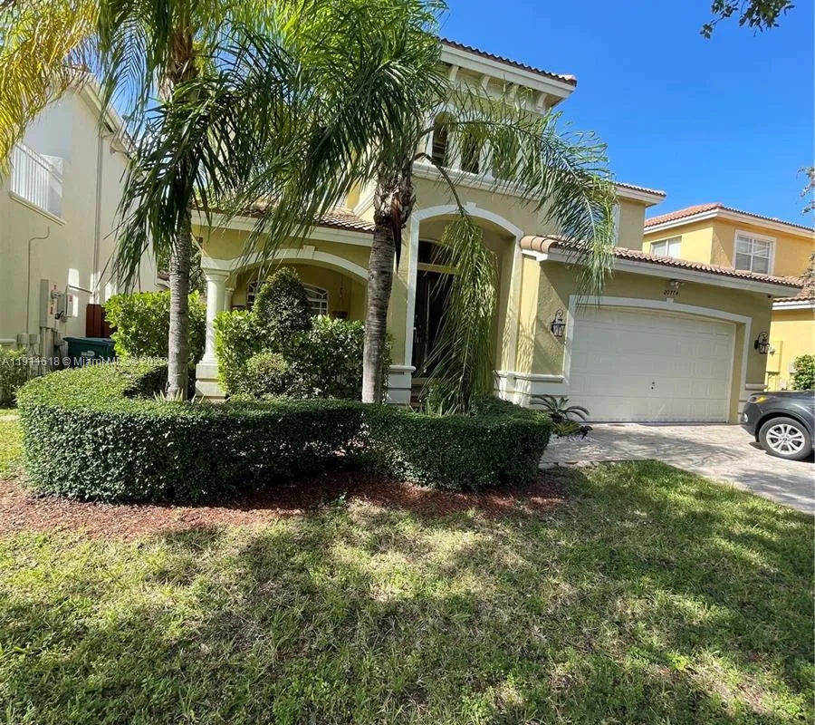 20774 SW 90th Pl, Cutler Bay FL 33189