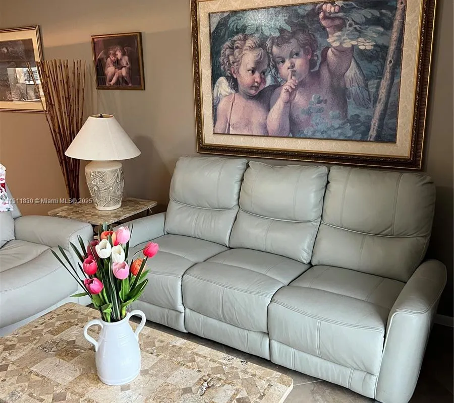 12550 SW 15th St # 307E, Pembroke Pines FL 33027