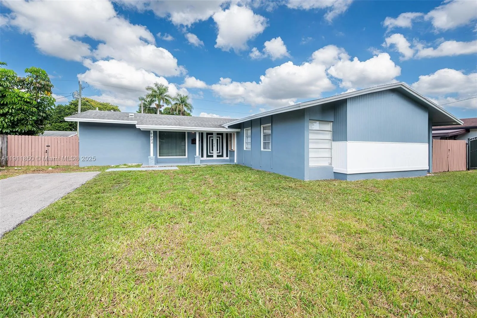 9905 SW 196th St, Cutler Bay FL 33157