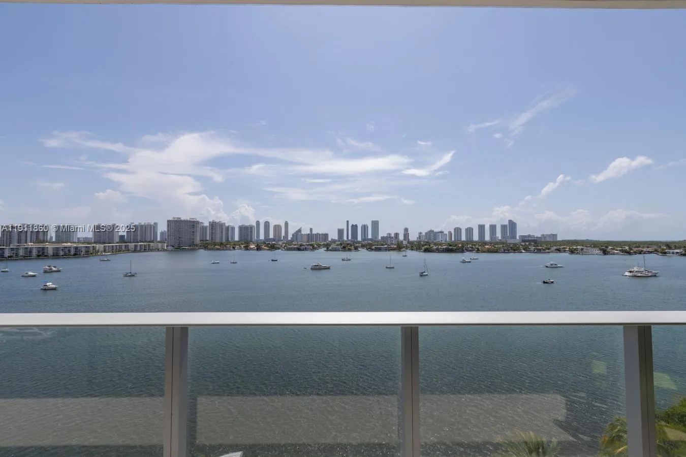 17111 SE Biscayne Blvd # 909, North Miami Beach FL 33160