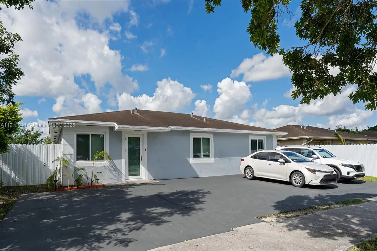 1215 NW 7th Ct, Florida City FL 33034