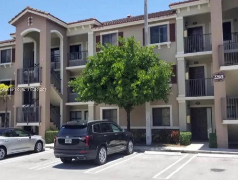 22801 SW 88th Pl # 202, Cutler Bay FL 33190
