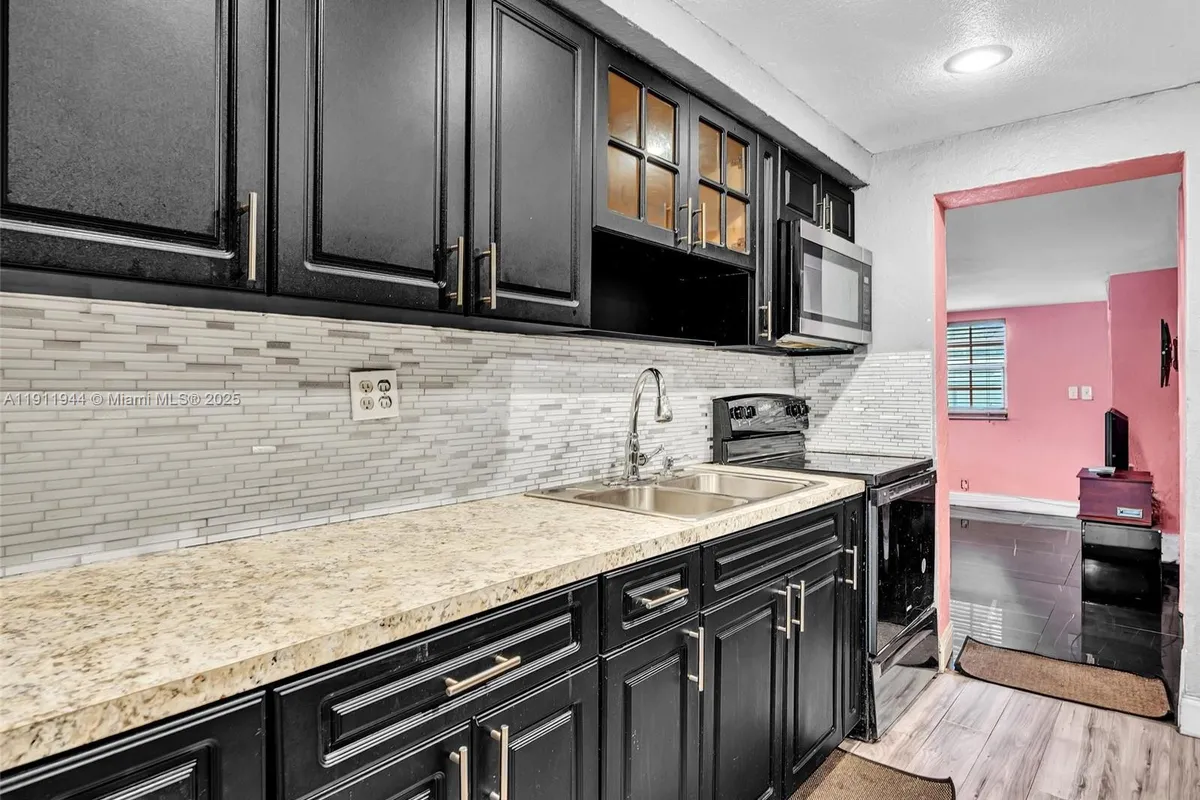 1890 Rutland St, Opa-Locka FL 33054