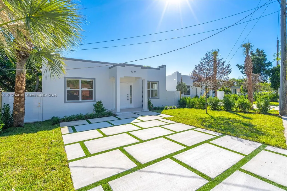 4010 Greenwood Ave, West Palm Beach FL 33407