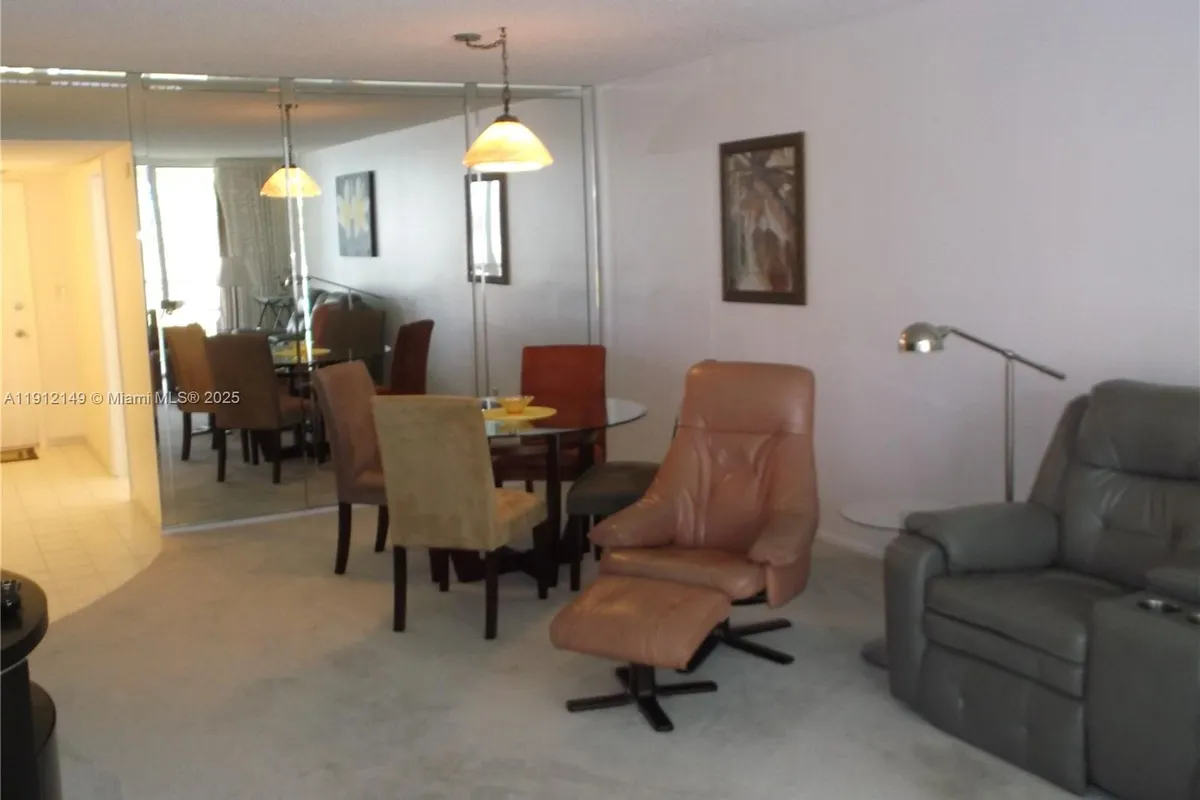 3080 N Course Dr # 209, Pompano Beach FL 33069