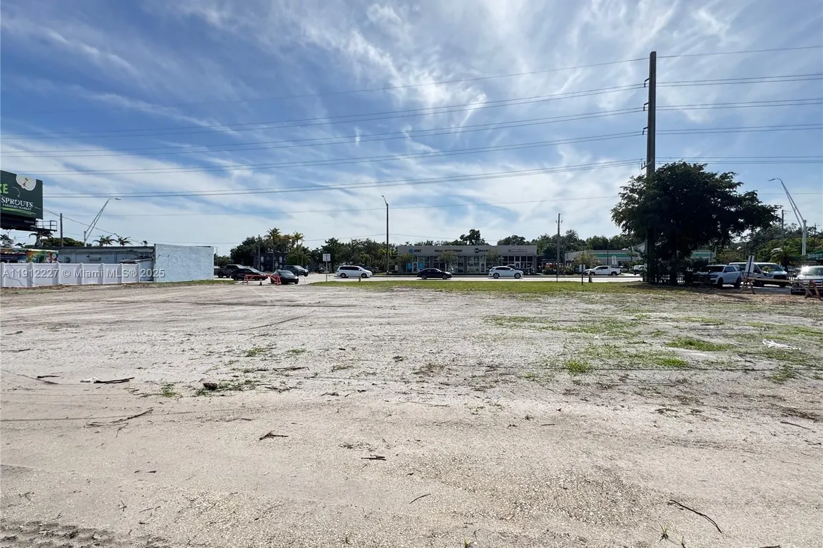 Griffin Rd, Dania Beach FL 33312