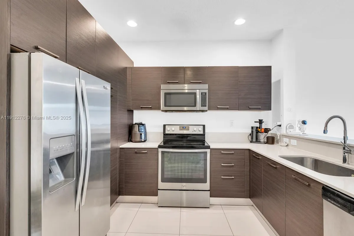 3506 NW 13th St, Lauderhill FL 33311