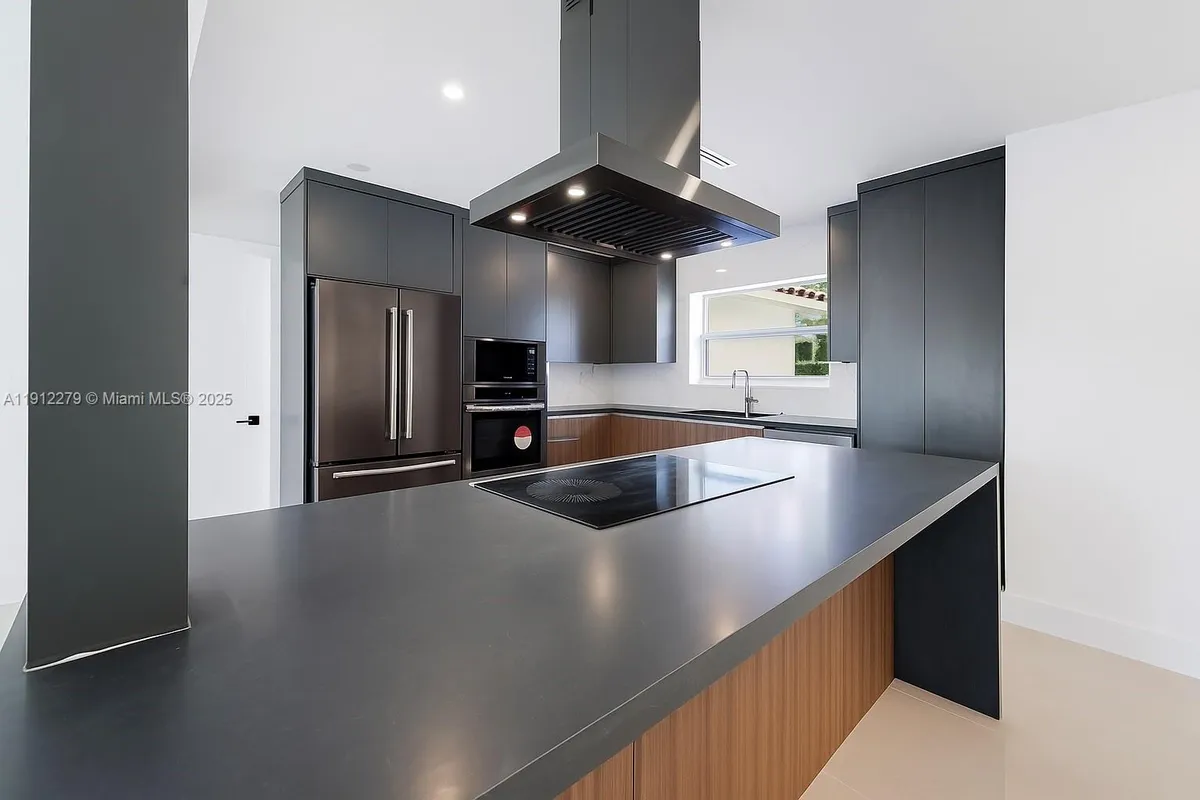 953 NE 91st Ter, Miami Shores FL 33138