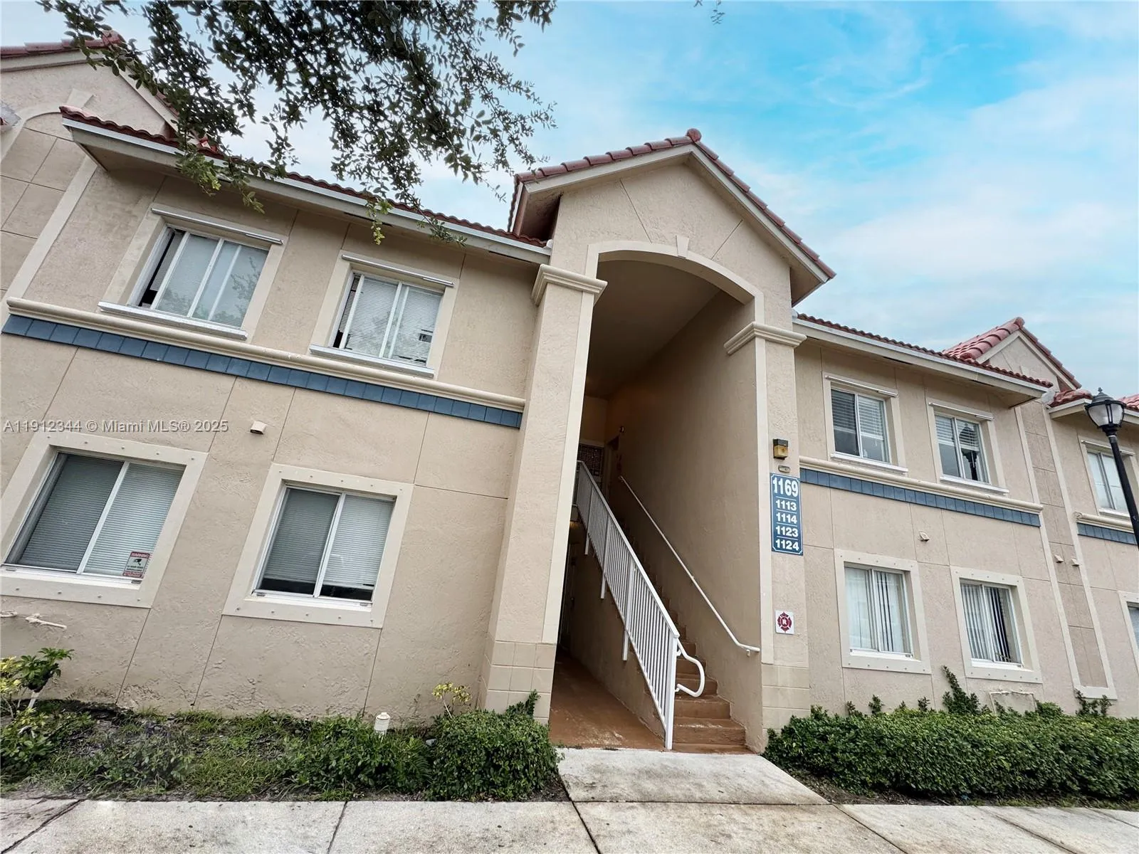 1169 Golden Lakes Blvd # 1123, West Palm Beach FL 33411