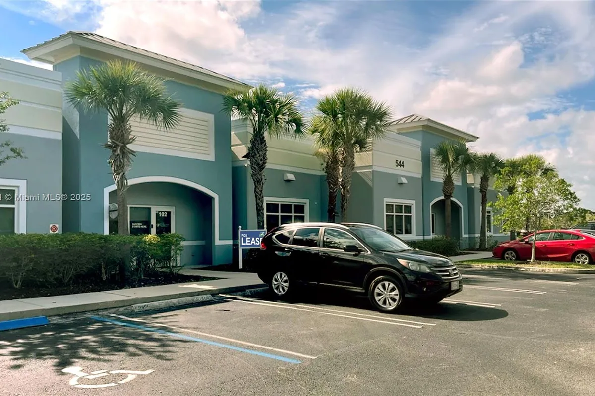544 NW University Blvd, Port St. Lucie FL 34986