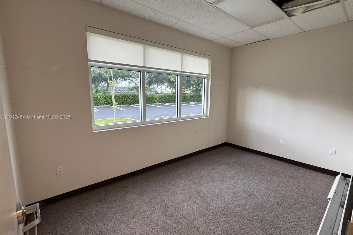 544 NW University Blvd, Port St. Lucie FL 34986