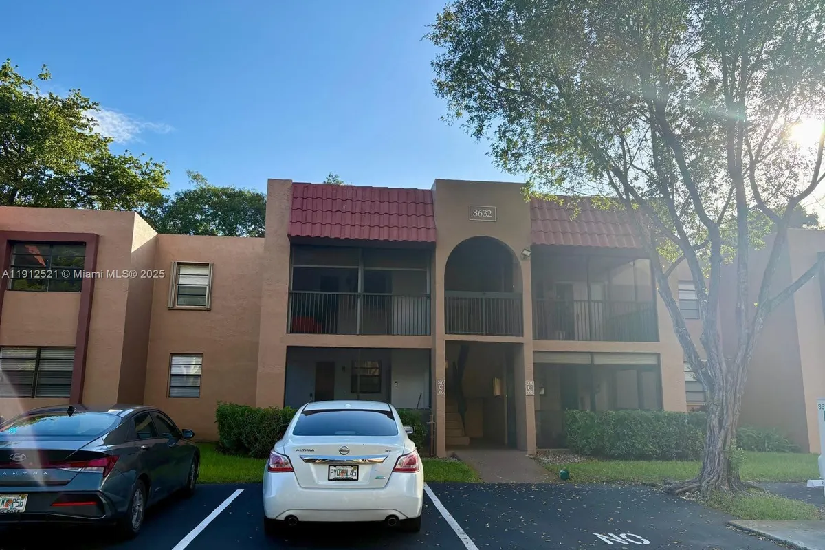 8632 NW 34th Pl # C203, Sunrise FL 33351