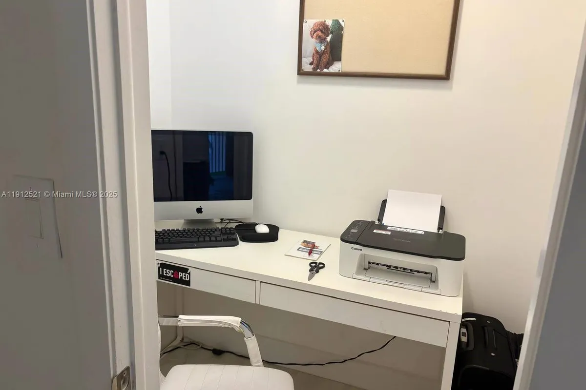 8632 NW 34th Pl # C203, Sunrise FL 33351