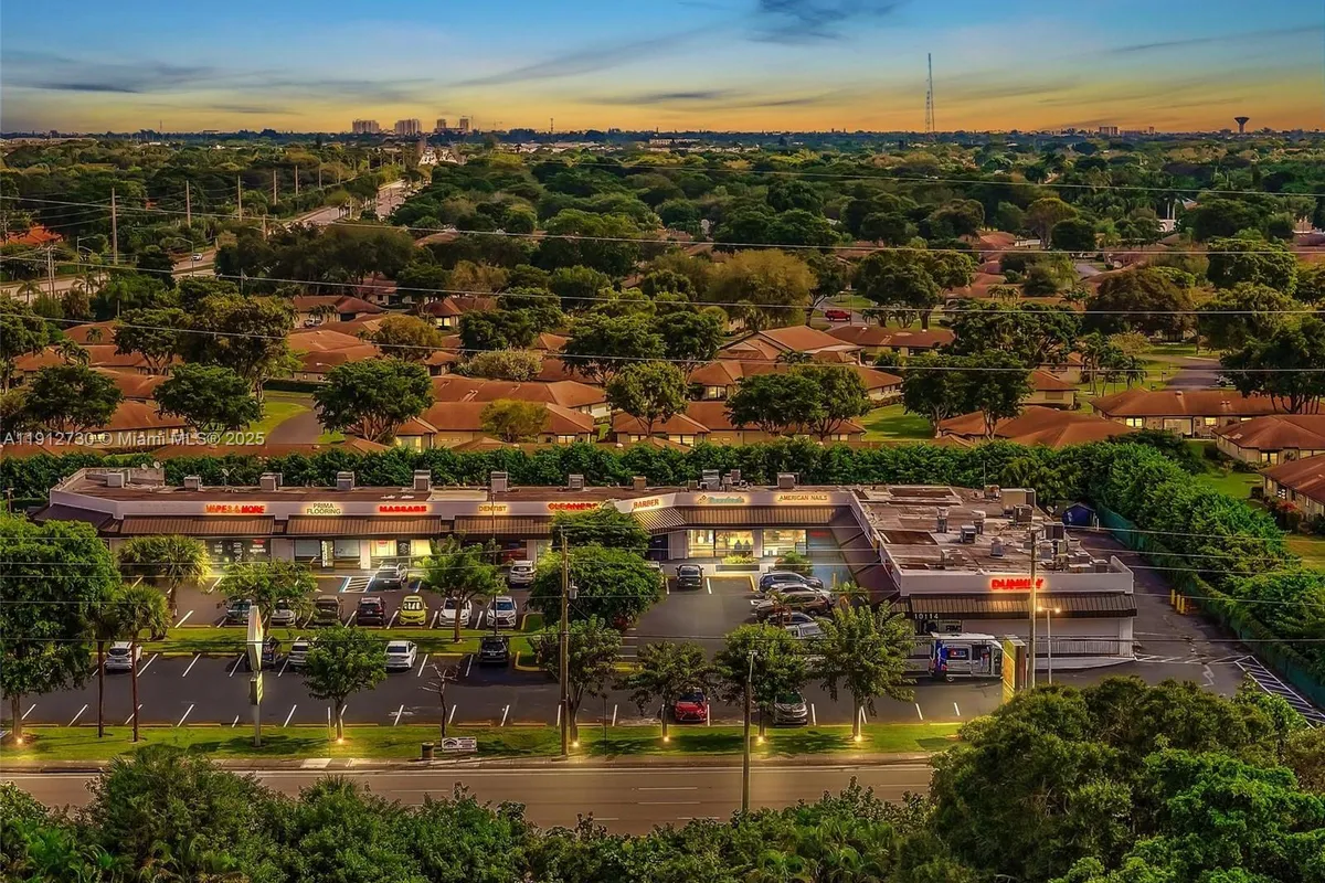 10114 S Military Trl, Boynton Beach FL 33436