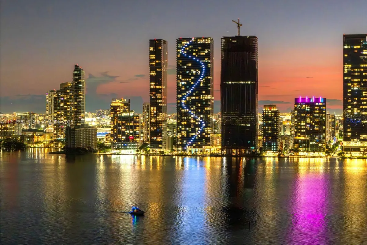 700 NE 24 # 1703, Miami FL 33137