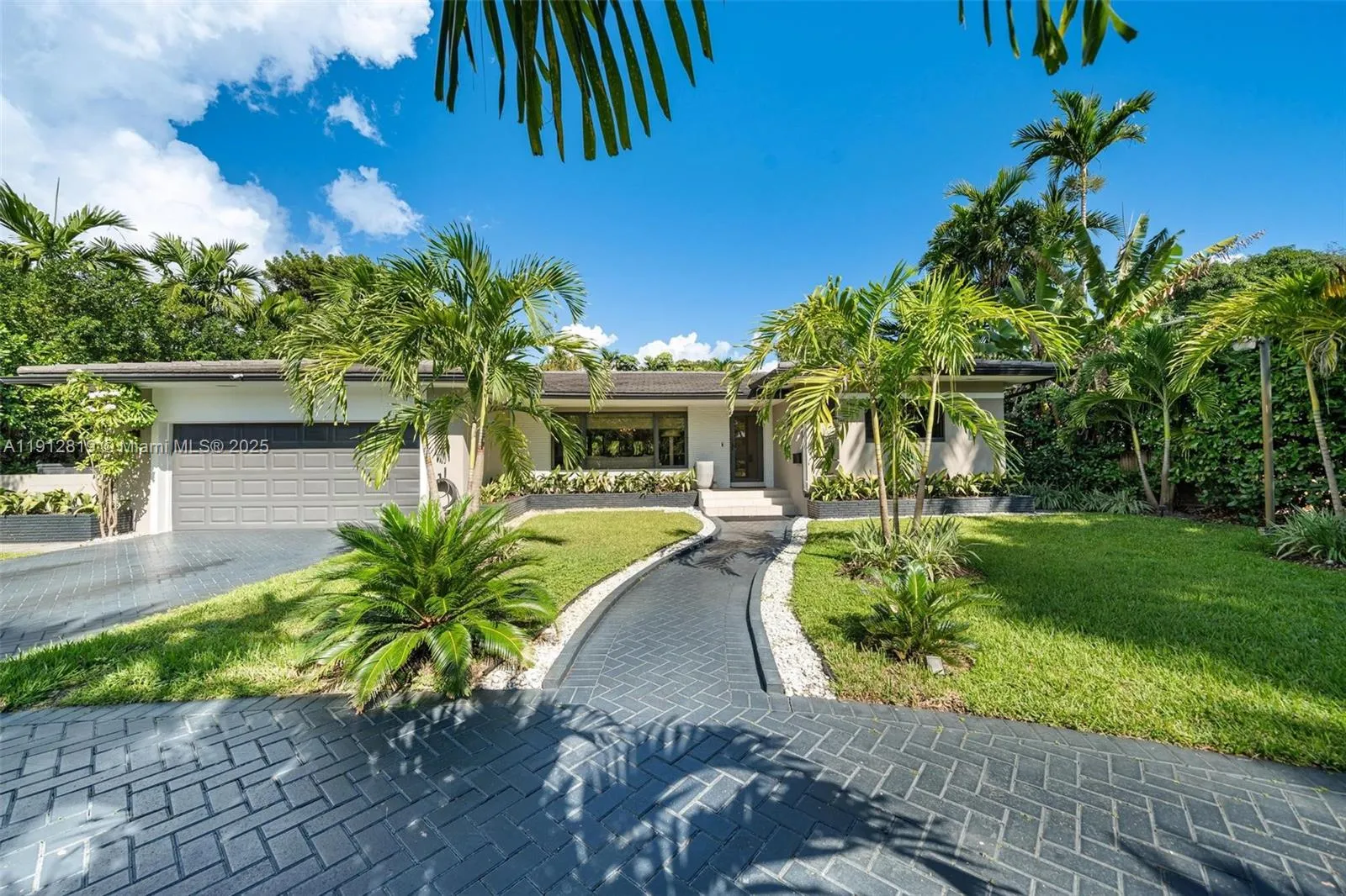 1043 NE 98th St, Miami Shores FL 33138